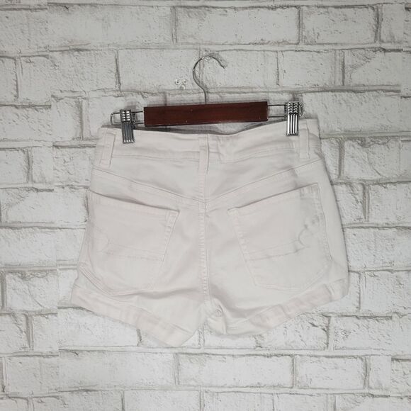 AEO hi-rise shortie white shorts - Picture 7 of 12